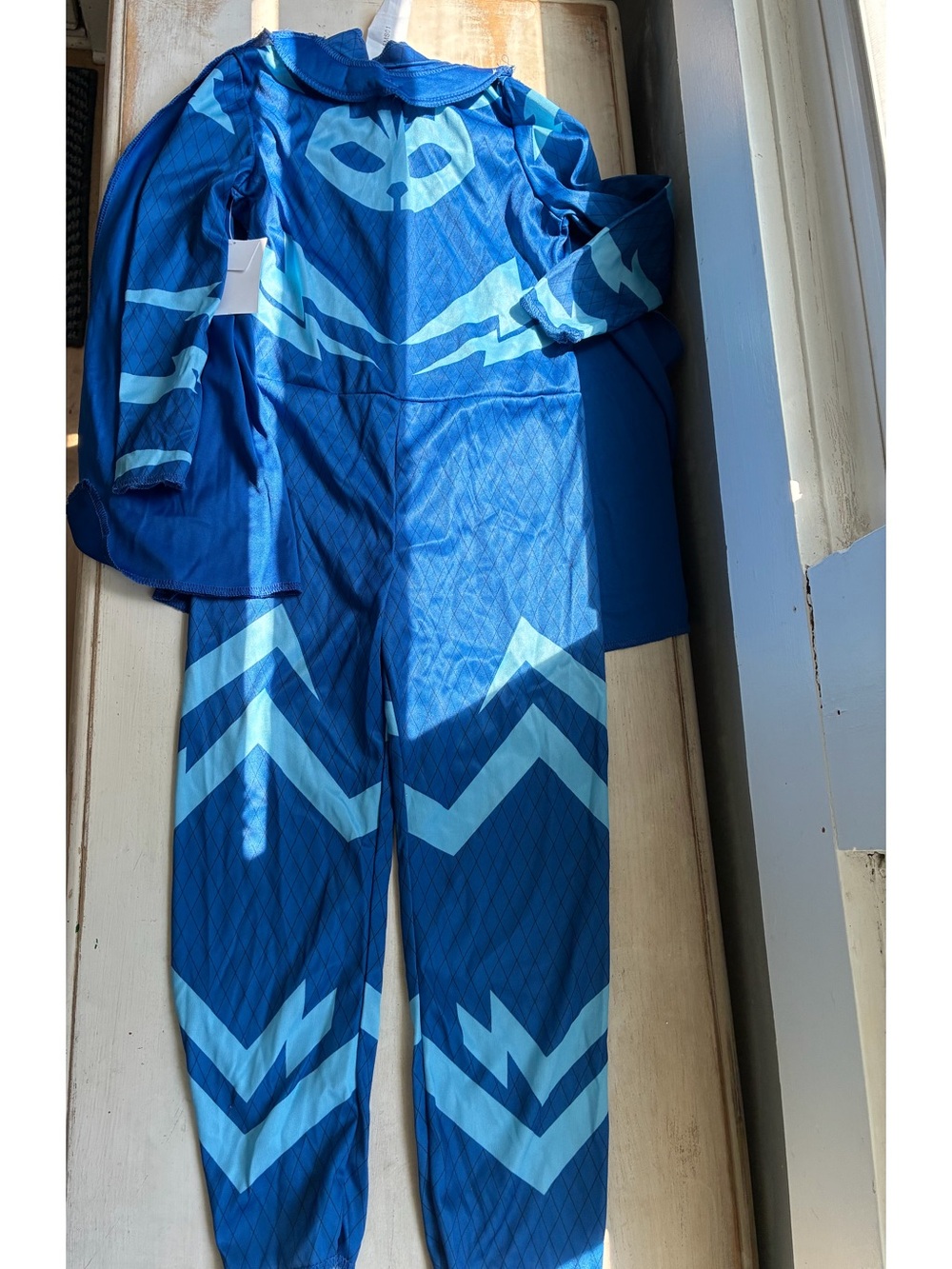 PJ masks just suit and cape. 3-4T. No mask no tail